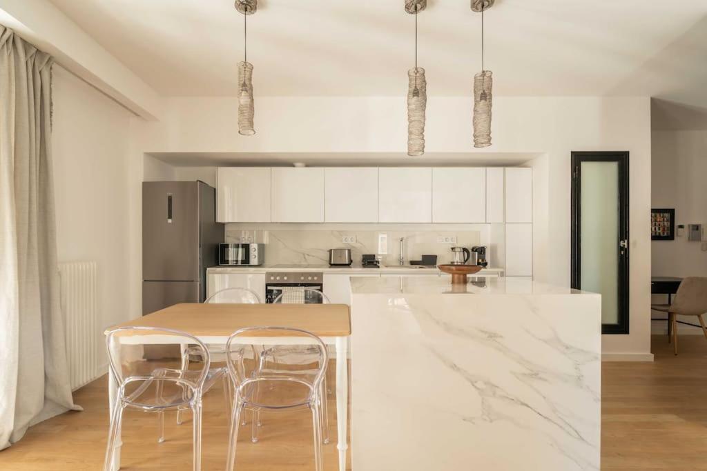 Bright & Airy 2Bd Apt Close To National Garden أثينا المظهر الخارجي الصورة